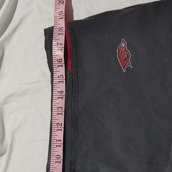 NCAA Razorback Capri Pant - Picture 4 of 6